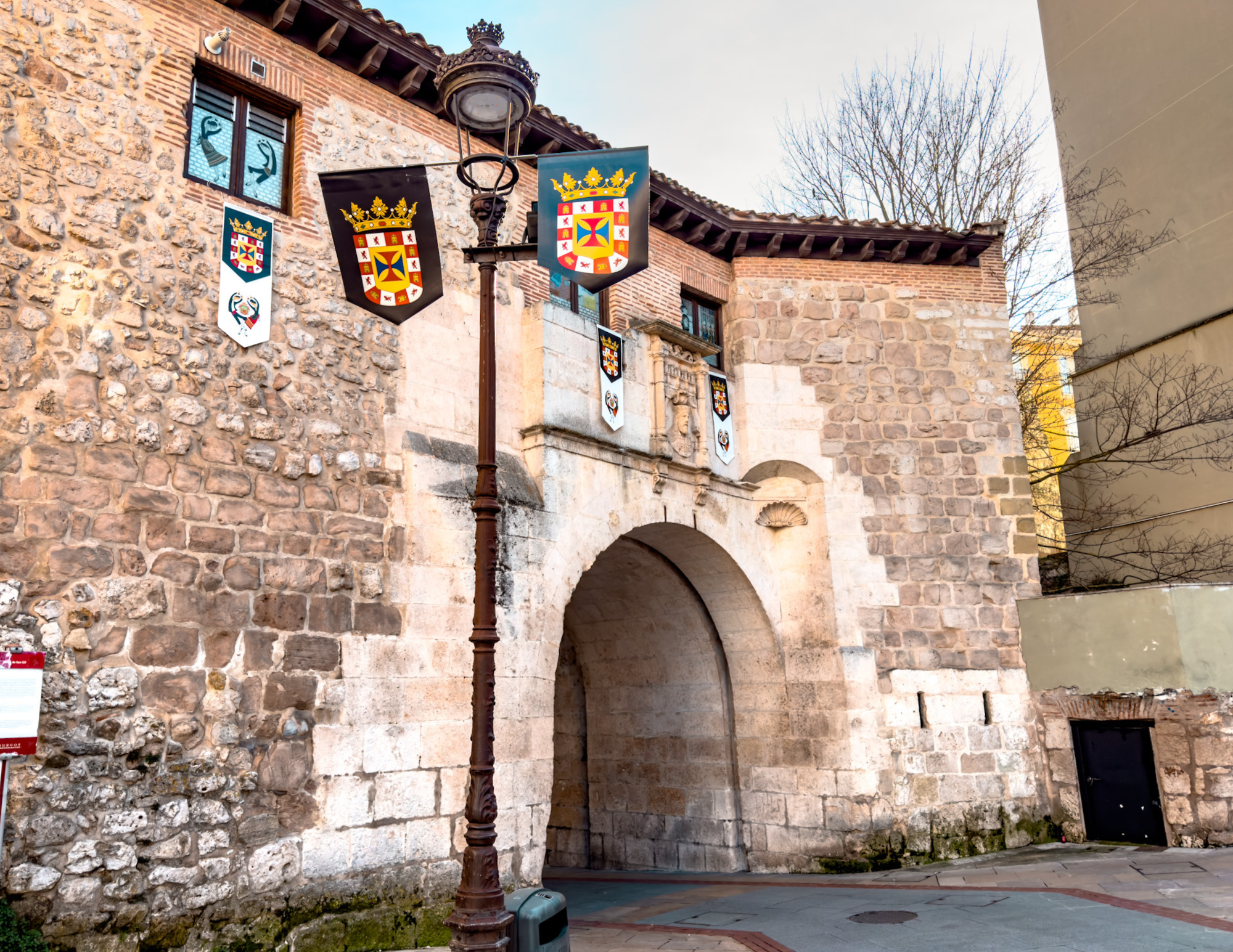 Burgos Travel Guide (16).png